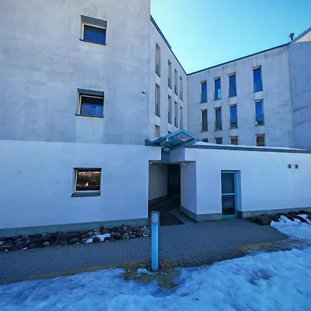 Grosszuegige 3 Schlafzimmer Mit Privatem Garten Neben Jakobshornbahn *