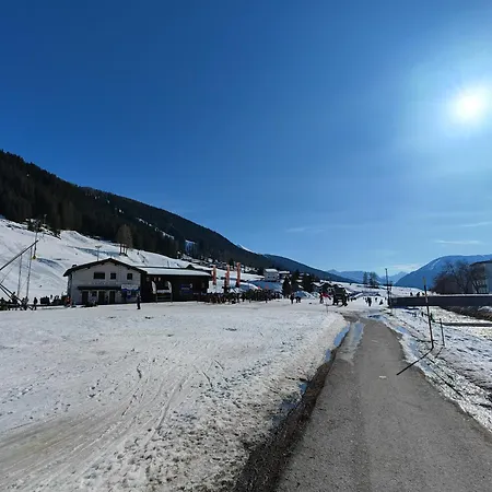 Grosszuegige 3 Schlafzimmer Mit Privatem Garten Neben Jakobshornbahn * Davos