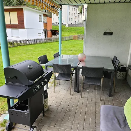 Grosszuegige 3 Schlafzimmer Mit Privatem Garten Neben Jakobshornbahn Apartment *