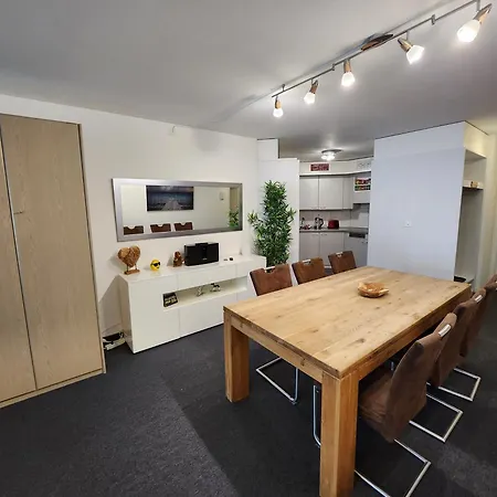 Apartament Grosszuegige 3 Schlafzimmer Mit Privatem Garten Neben Jakobshornbahn Davos