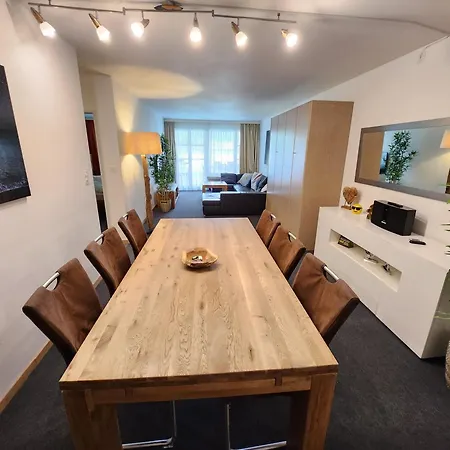 Apartment Grosszuegige 3 Schlafzimmer Mit Privatem Garten Neben Jakobshornbahn *
