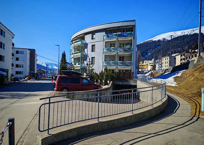 Appartamento Fuer 8 Pers Neben Talstation Jakobshorn Skipiste 3 Schlafzimmer Privater Garten Vollausgestattete Kueche Davos