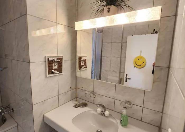 Fuer 8 Pers Neben Talstation Jakobshorn Skipiste 3 Schlafzimmer Privater Garten Vollausgestattete Kueche Appartamento Davos