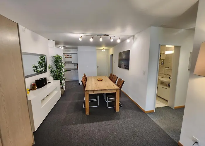 Fuer 8 Pers Neben Talstation Jakobshorn Skipiste 3 Schlafzimmer Privater Garten Vollausgestattete Kueche Appartamento