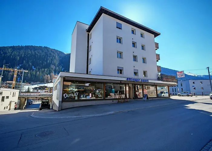 Fuer 8 Pers Neben Talstation Jakobshorn Skipiste 3 Schlafzimmer Privater Garten Vollausgestattete Kueche Apartment Davos