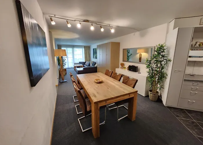 Fuer 8 Pers Neben Talstation Jakobshorn Skipiste 3 Schlafzimmer Privater Garten Vollausgestattete Kueche Davos